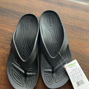 Women’s crocs flip flops